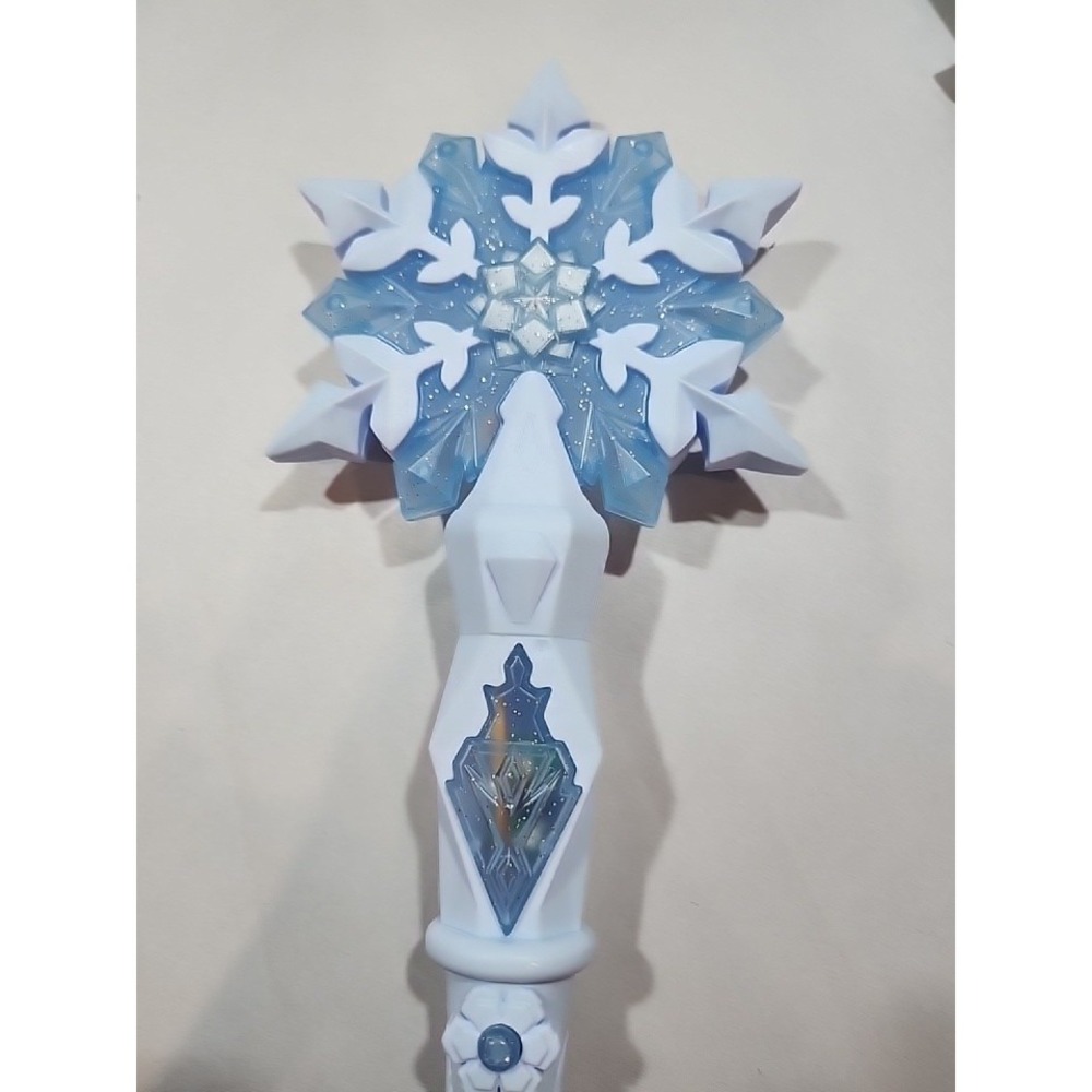 (3) Frozen Light Up Snowflake Wands, 13", 2 -Blue, 1-Pink, Lights & Sounds Work! - Picture 5 of 16